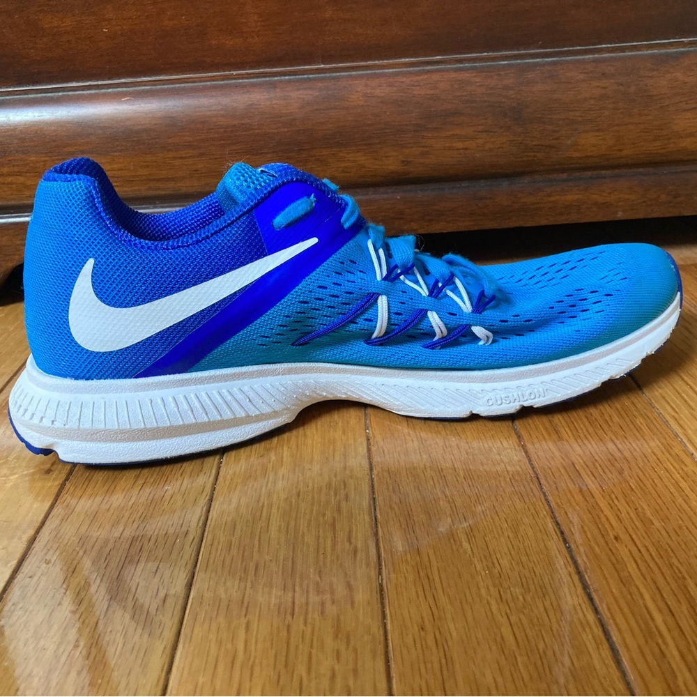 Nike sneakers💙